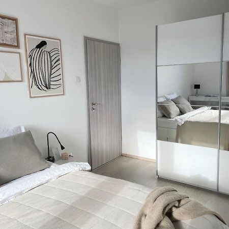 Adria Sky Lägenhet Rijeka Exteriör bild